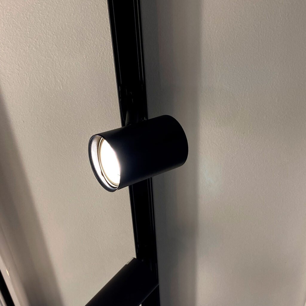 Simple Spot - Iluminación Agüero