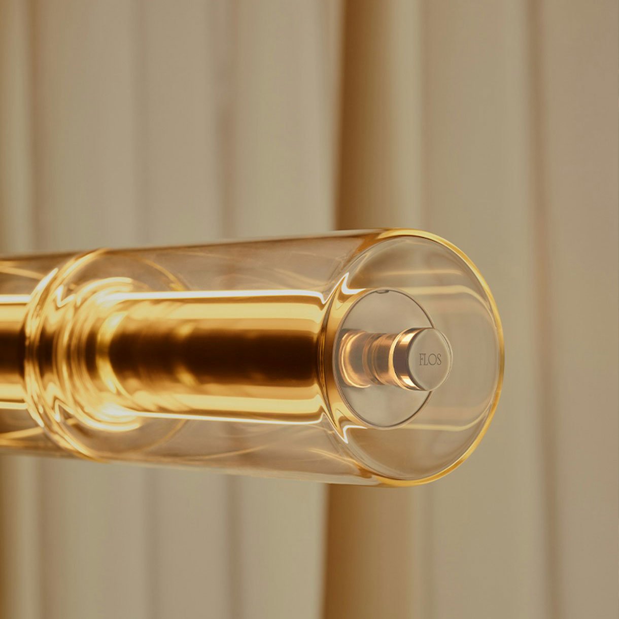 01-LUCE-CILINDRICA-FLOS luce cilindrica flos argentina